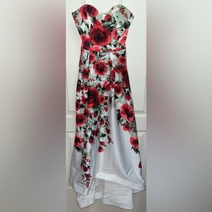 La Belle Fille Roses Ball gown